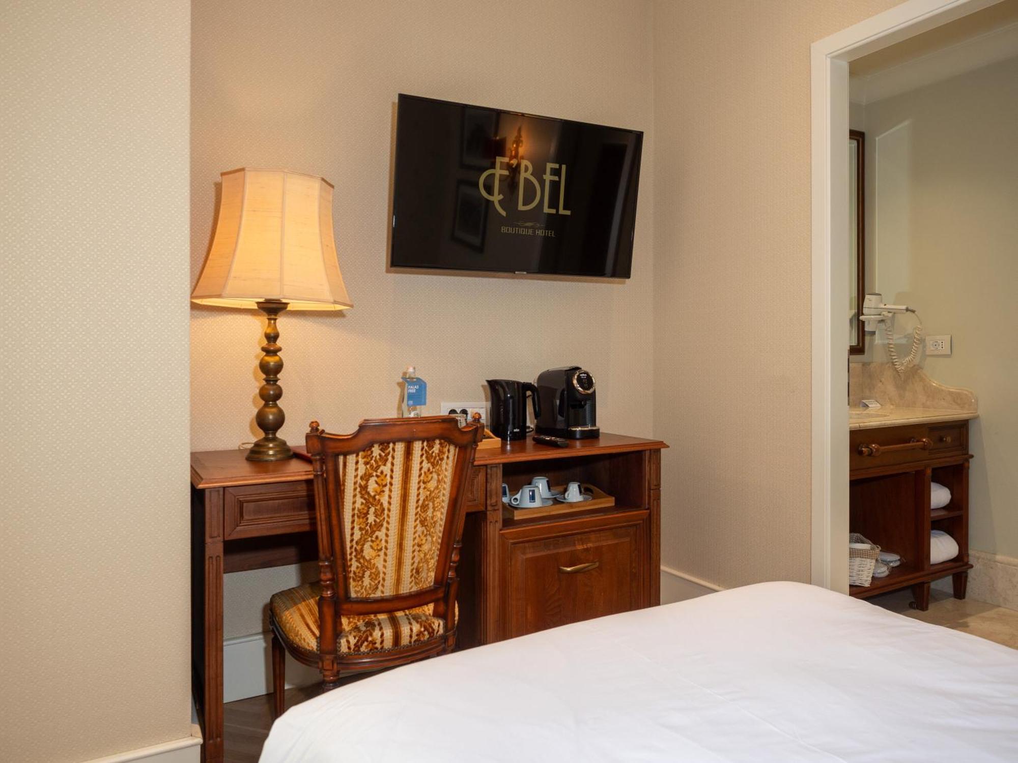 Ebel Boutique Hotel Tiranë Luaran gambar