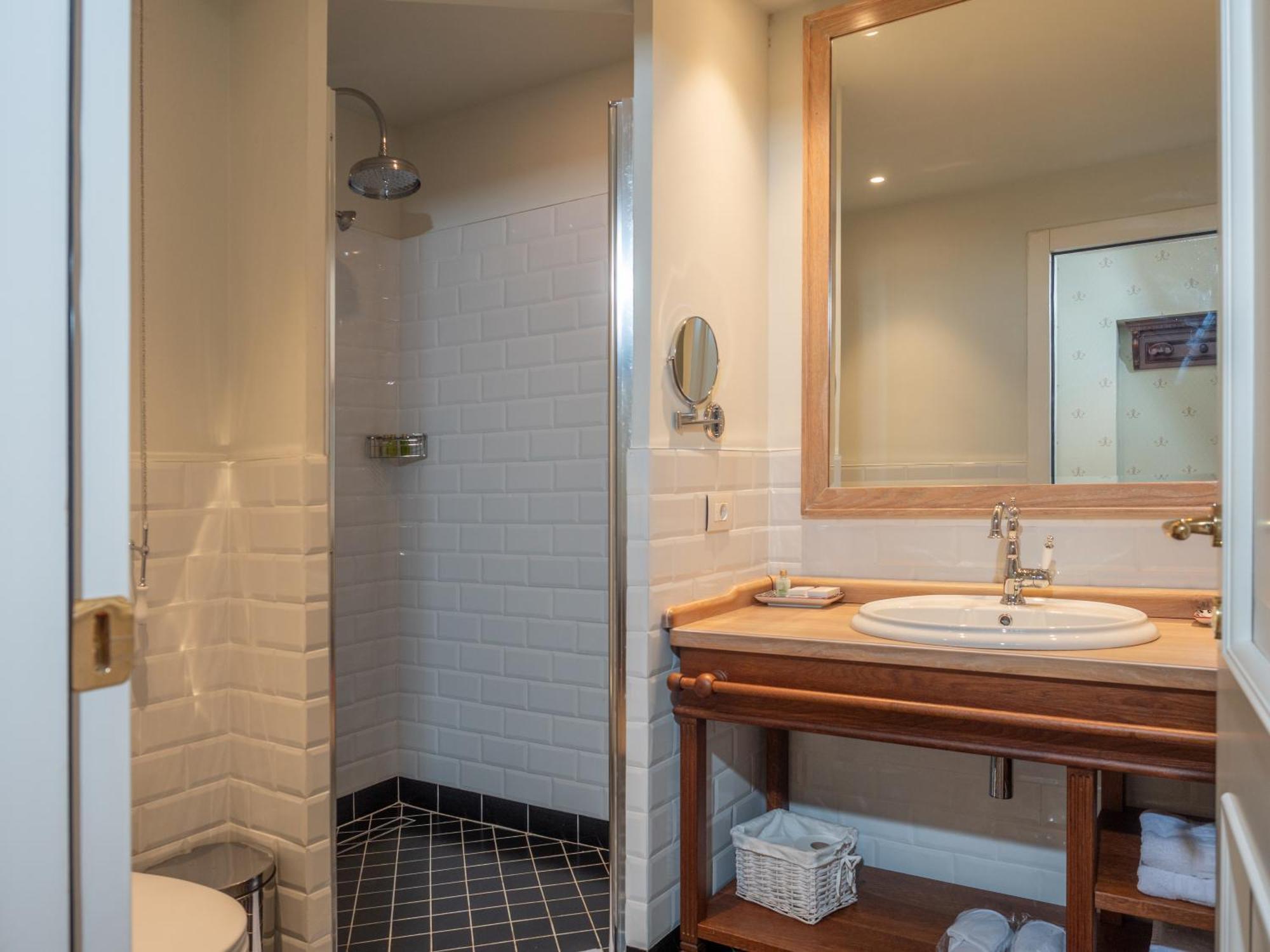 Ebel Boutique Hotel Tiranë Luaran gambar